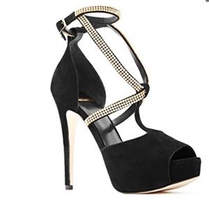 Marciano heels